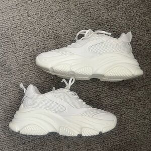 Steve Madden Possession Sneakers Size 6.5